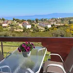 Hilltop 2 Apartament